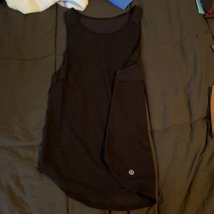 Lululemon black tank top size 4